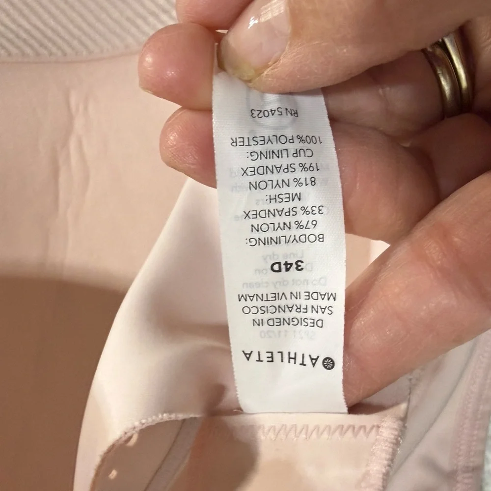 Athleta Phenomena Bra Women's Pink Sports Bra